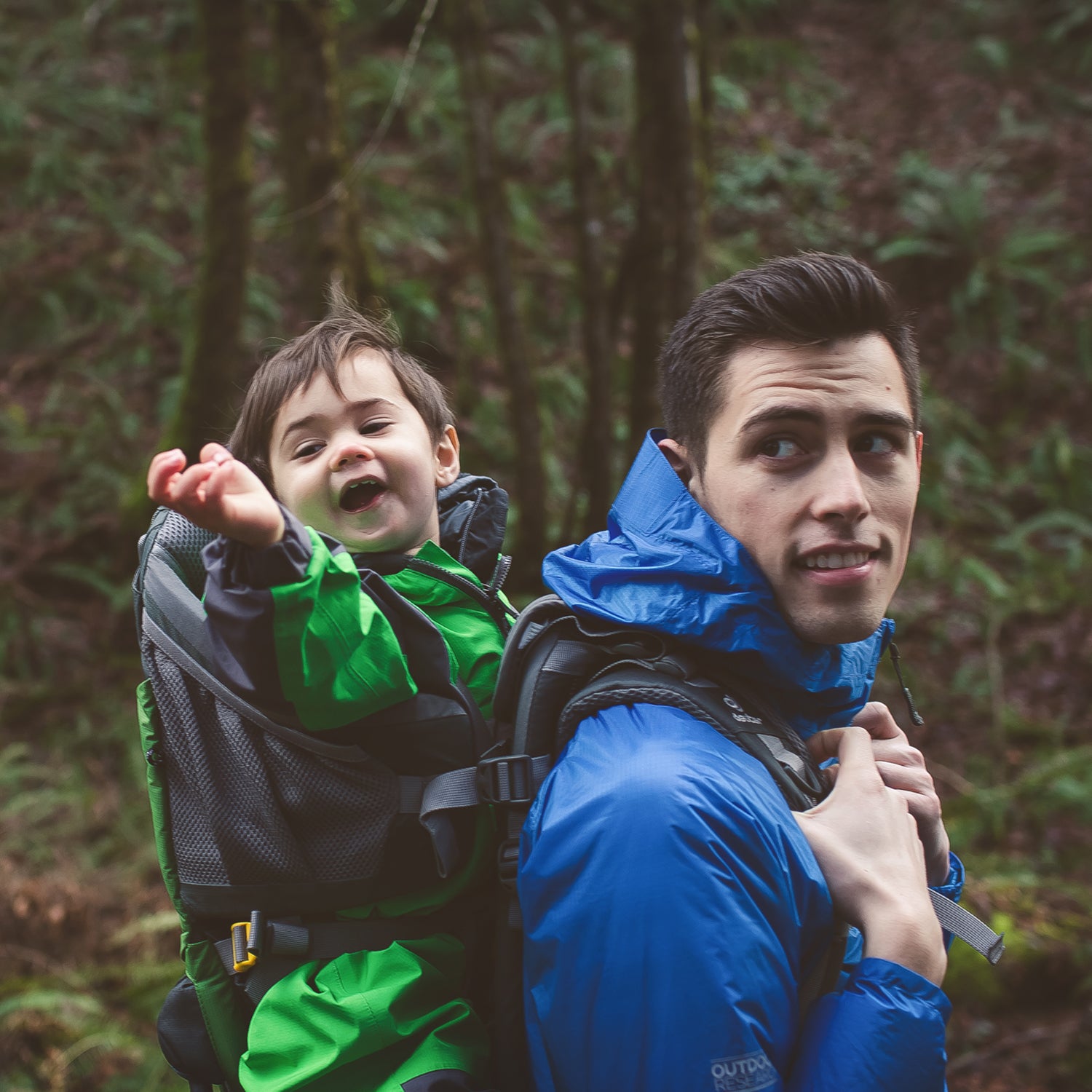 Family Hiking Trips Plug Into Nature