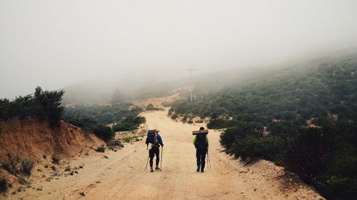 The trail was often cold and full of mist, quite comfortable and similar to the weather in Taiwan.
