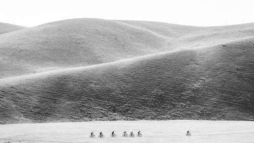 Despite the relative size of the hills in a lot of places鈥攃limbs ranged from 200 feet to 1,200 feet鈥攖he landscape in Mongolia evokes a rare vastness. It helps that there are no power lines or buildings to block the view.