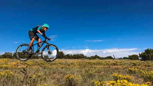Both the iPhone 7 and 7 Plus get a 28mm lens with a f1.8 aperture that allows up to 50 percent more light onto the camera sensor than iPhone 6s. This means you get stunningly vibrant photos in full daylight and much better shots in low light. Here’s Navas on the trails near our office.