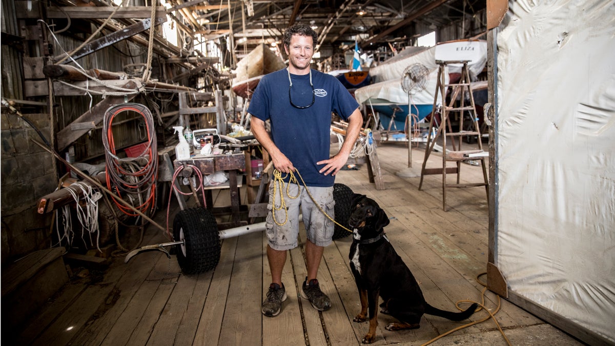 Meet the Boatbuilders Doing the Dirty Work That Makes Sailing Beautiful