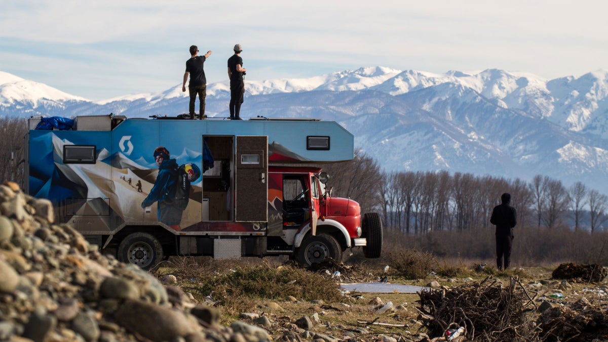 A Fire Truck Turned ϳԹ Vehicle That Tours the Middle East