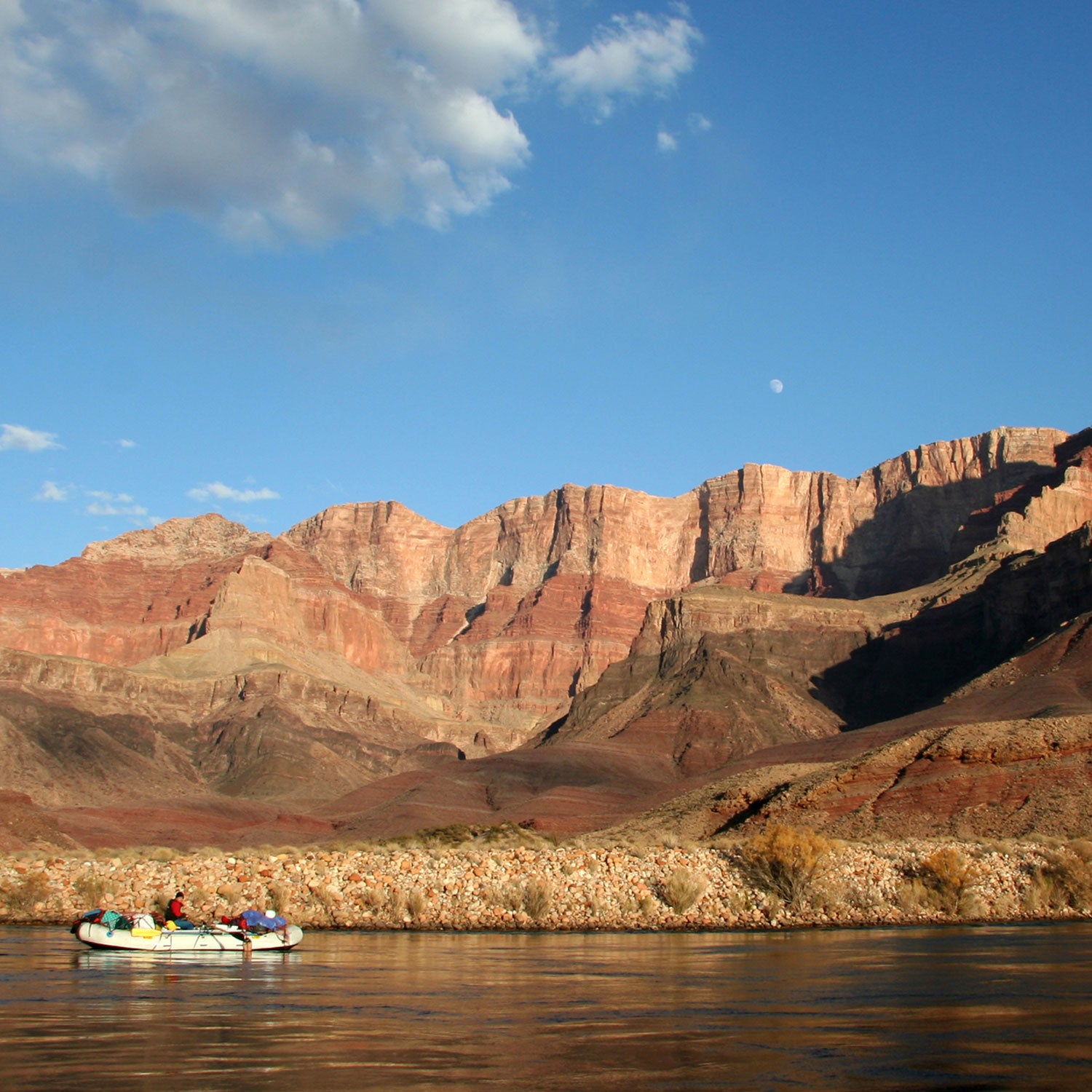 More than one week after the disappearance of a seasoned rafting guide for an outfitter in the Grand Canyon, searchers still haven’t found the man, nor said they know what happened to him.