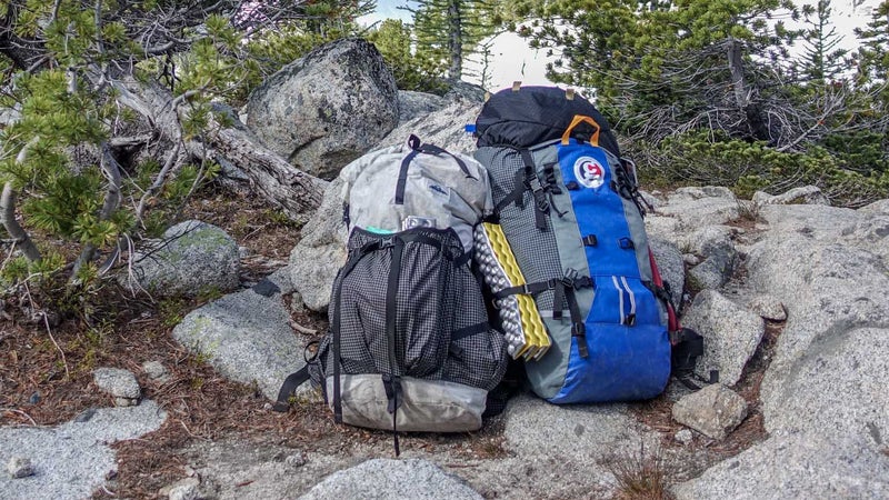 We carried the 60L Worksack alongside a 70L Hyperlite Mountain Gear Southwest on a three-day trip. The HMG was lighter, but the CiloGear held its load closer to the wearer's back and more securely.