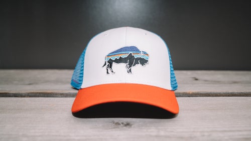 Built with a medium crown and curved bill, this hat
is for people who want a traditional ball-cap feel. Patagonia鈥檚 version uses organic cotton, and the embroidered bison includes a silhouette of the legendary Fitz Roy Mountain.