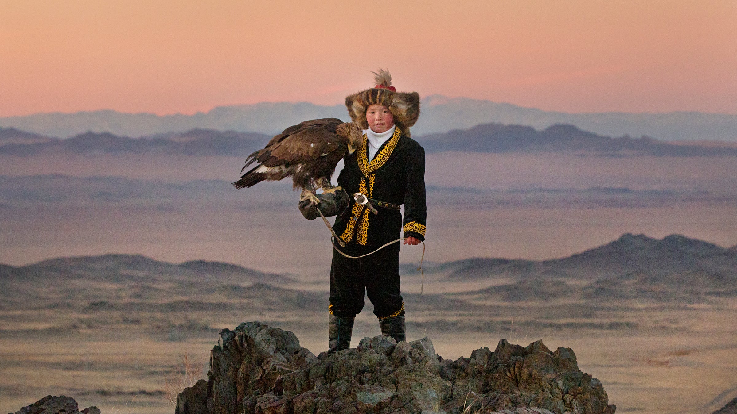 'The Eagle Huntress' follows Nurgaiv Aisholpan as she trains an eagle to hunt the plains of northwest Mongolia.