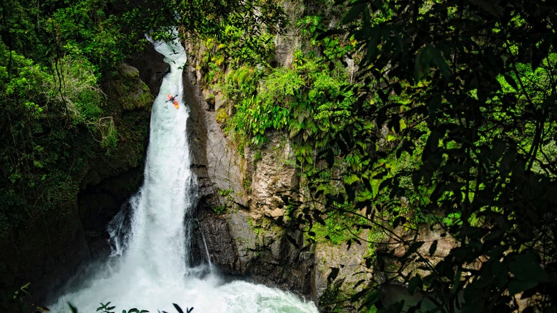 Rafa Ortiz sends in Veracruz.