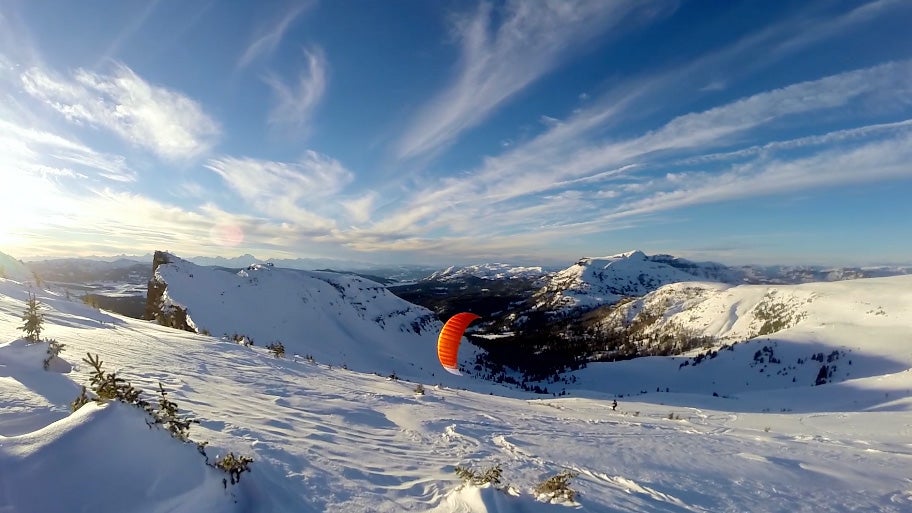 A Look Into the Wild World of Snow Kiting