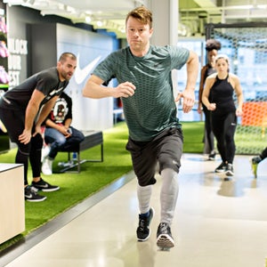 The author putting the HyperAdapt 1.0 through its paces.