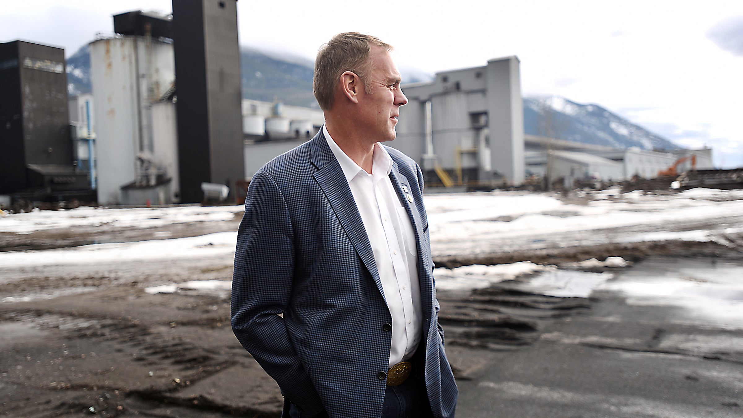 Zinke tours the Columbia Falls Aluminum Company plant in Columbia Falls, Montana, in February 2016.