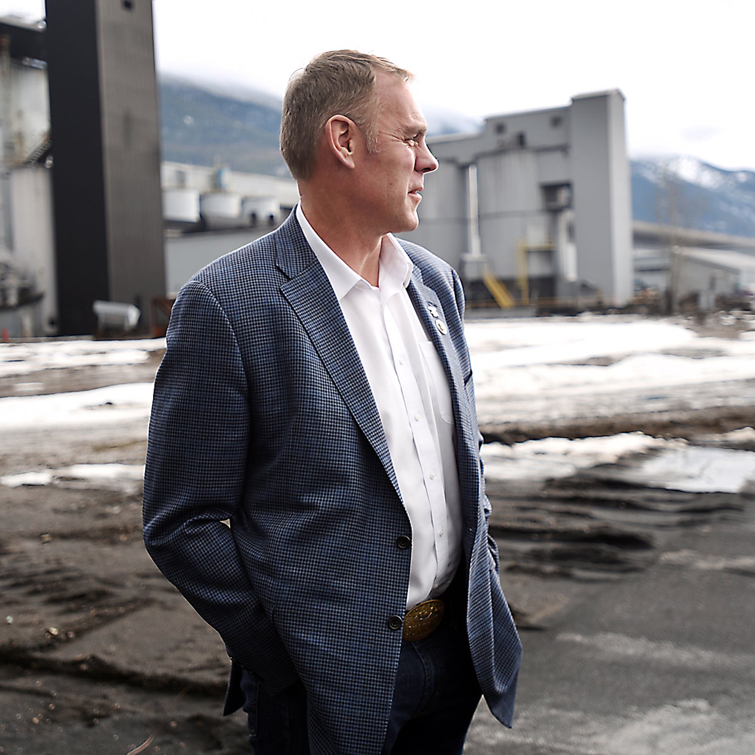 Zinke tours the Columbia Falls Aluminum Company plant in Columbia Falls, Montana, in February 2016.