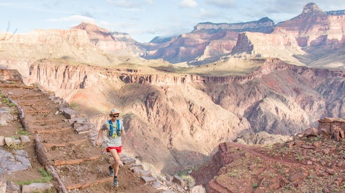Ultrarunner Jim Walmsley crossed the Grand Canyon twice in just 5:55:20.