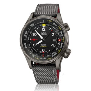 This watch doesn't need batteries.