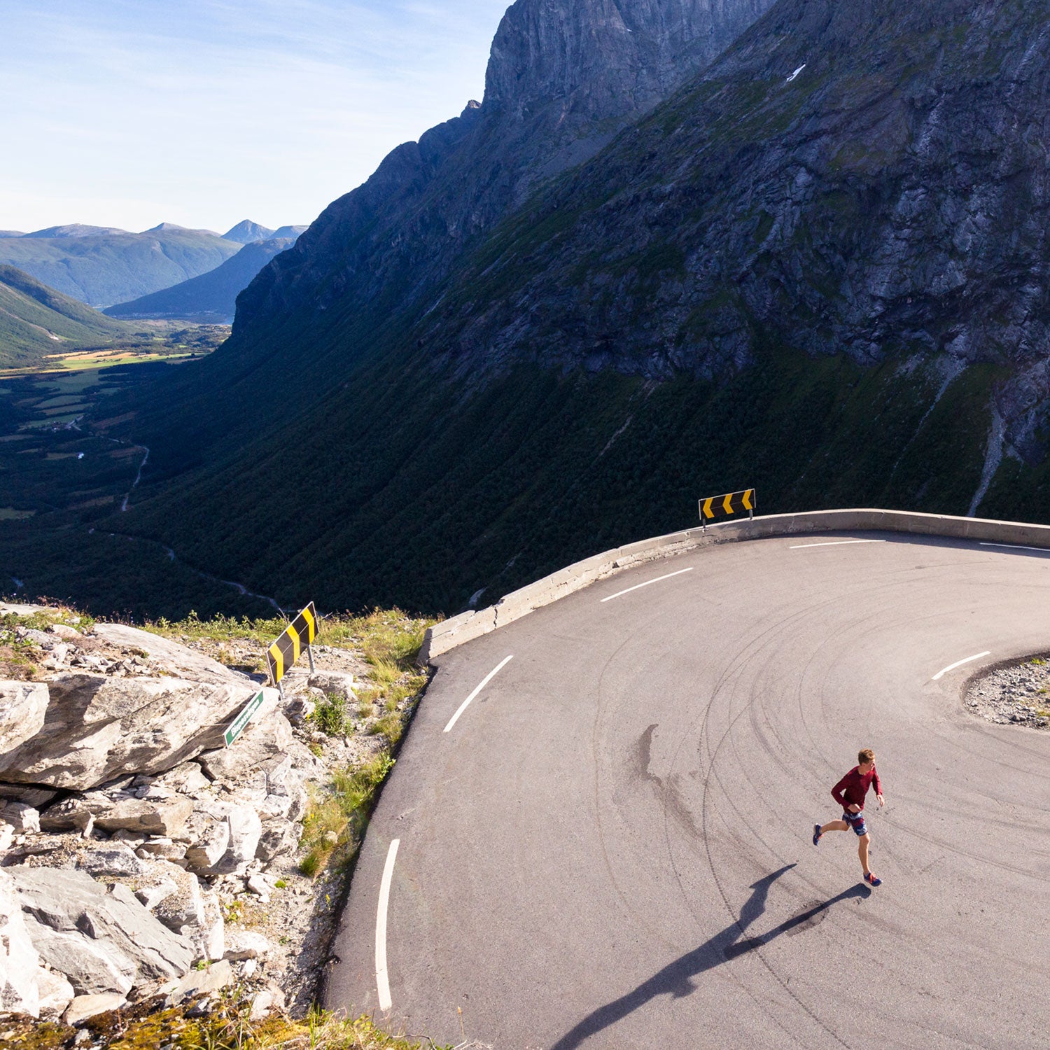 Running is sublimely lonely.