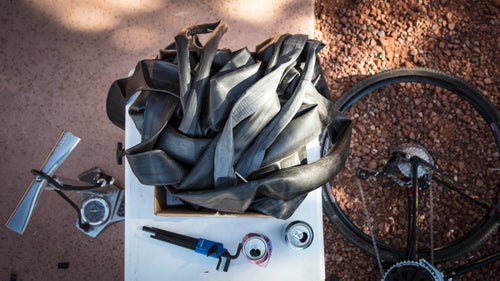 Replacement tubes required: 17
Dropper seatposts that malfunctioned or failed: 3 (Down by around 600 percent from 2016.)
Wheels broken: 1
Brakes that needed bleeding: 0
Bikes taken out of service for a day due to mechanicals: 5
Bikes rendered inoperable for the entire test: 1 (Despite the valiant daily efforts of our wrench, Kyle, to get it up and running.)