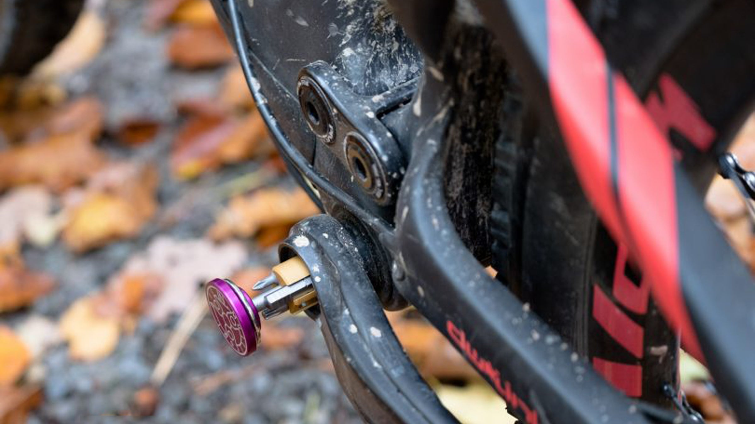 The All-In multitool hides in your bike frame. 