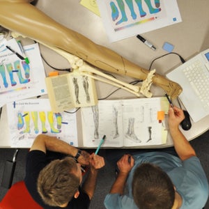 Smartwool’s new women’s-specific socks and base layers rely on thermoregulation data gleaned from 1,200 test subjects.