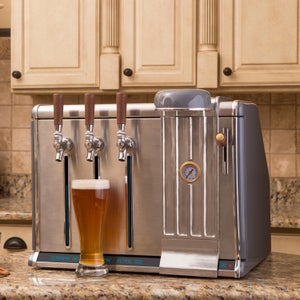 The Growler Chill is a mini-kegerator for craft-beer lovers who crave variety.