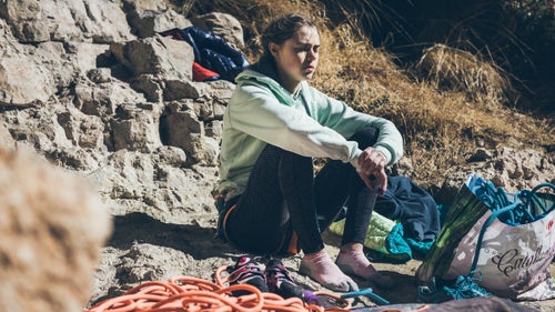 Hayes mentally prepares herself before stepping on to the wall for an attempt.