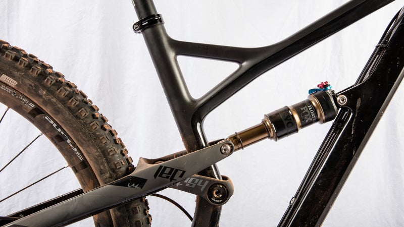 A close-up look at the four-bar Horst Link suspension.