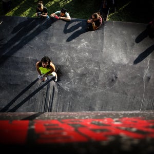 Last weekend, the North Face’s Chile brand put on Latin America’s biggest—and loudest, and rad-est, and rowdiest—bouldering competition. The event is called “Master de Boulder,” and from March 24 to 25, it showcased some of the world’s top climbing talent in the Chilean capital of Santiago.
Big-name competitors included Alex Honnold, Emily Harrington, Alex Megos (Germany), Cedar Wright, Valentina Aguado (Argentina), and Daniel Woods. But in the end, what made the competition stand out was its atmosphere: glowing Santiago Sunsets; wickedly supportive spectators; and the backdrop of the Andes Mountains. 
Taking first place for the women was Argentina’s Valentina Aguado. For men, it was Alex Megos. The whole event ended fiesta-style, with a party in Casa Boulder, a local bouldering gym.
Photo:Ronny Escobar (Chile) stares up at his first problem of the finals. He didn't podium, but placed fourth in the 2016 edition of Master of Boulder.