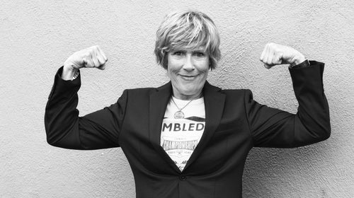 Diana Nyad was the first person to ever swim from Havana to Key West, without the aid of a shark cage.