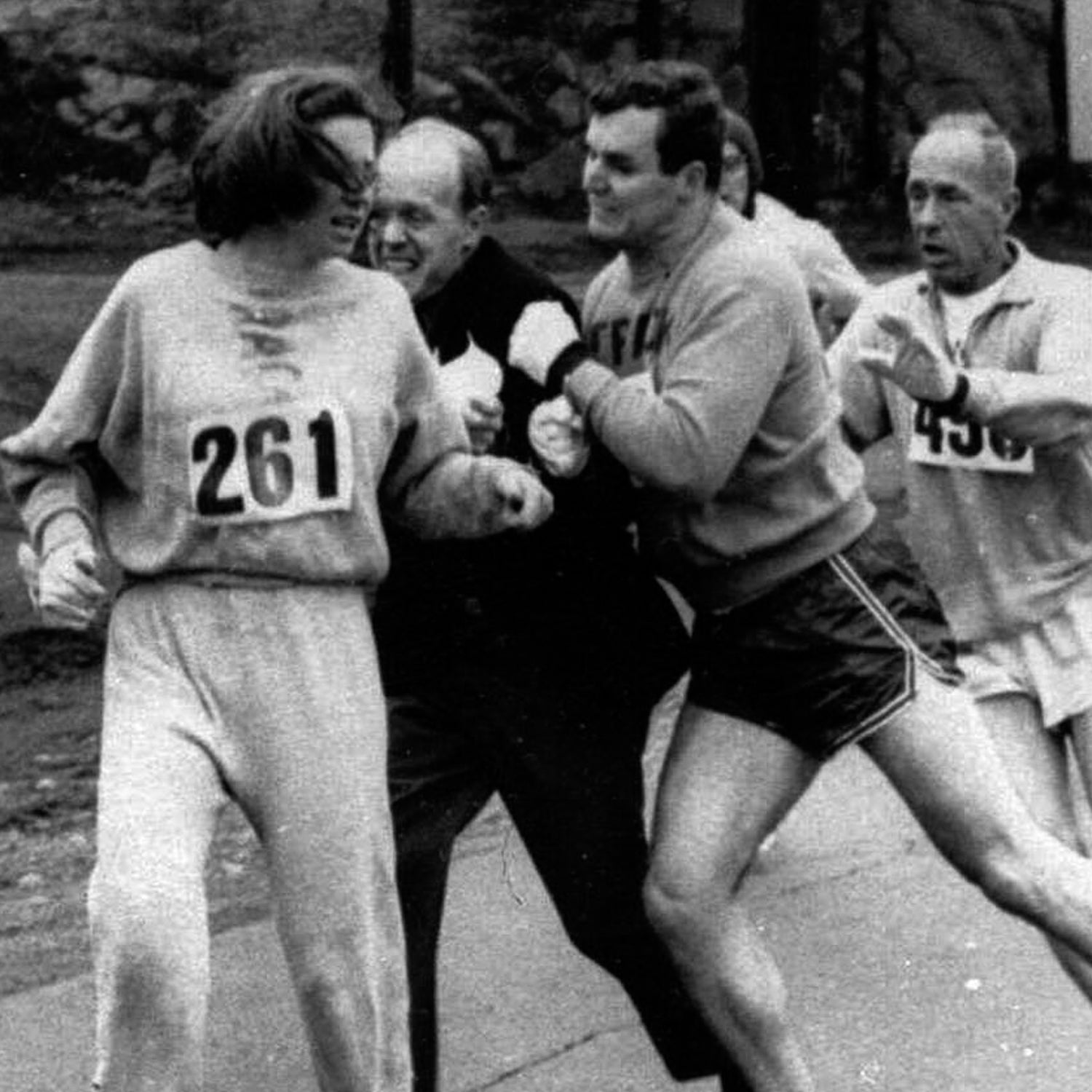 kathrine switzer finish line