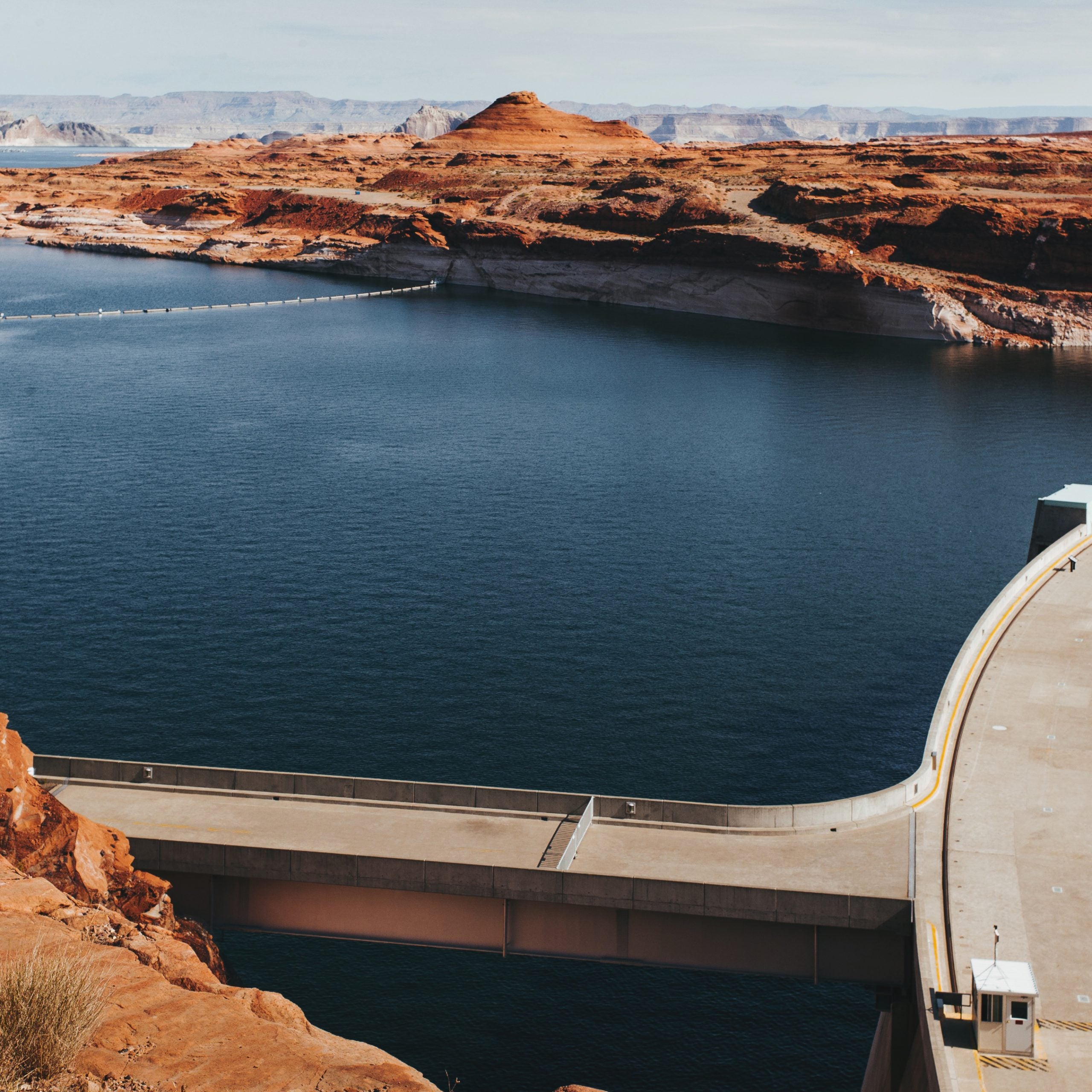 Many argue over whether or not the Glen Canyon's Lake Powell should be unplugged.