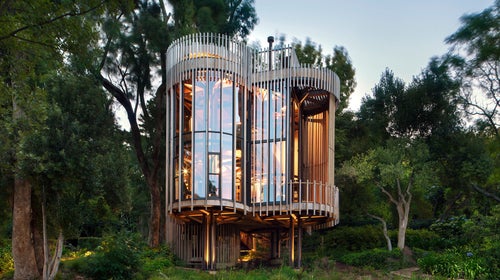 Is a treehouse a treehouse if there's no tree?