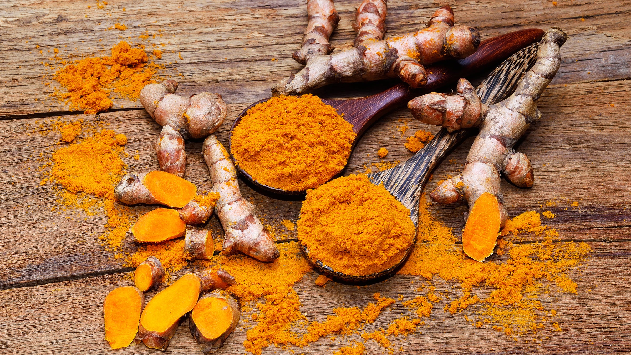 Implementing herbs—such as turmeric—into your diet may decrease inflammation and aid recovery.