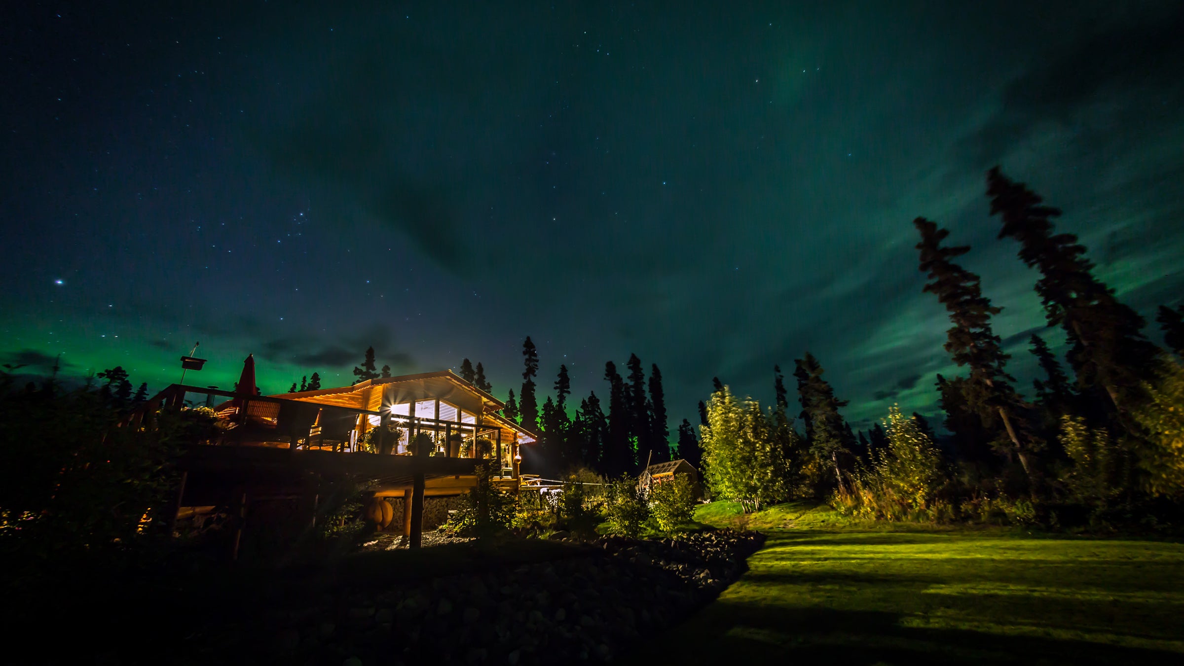 7 Perfect Summer Cabins You Can Sleep in This Weekend