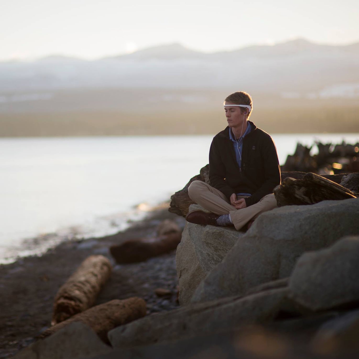 The Muse headband monitors your meditation by measuring brainwaves.