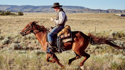 Pony Express riders reached speeds of 21 miles per hour. Rice and his horse Newt did, too.