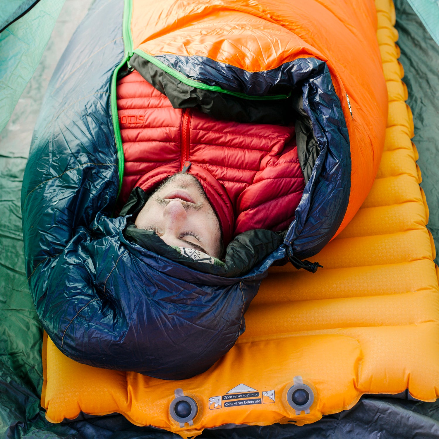 How the Experts Layer in a Sleeping Bag