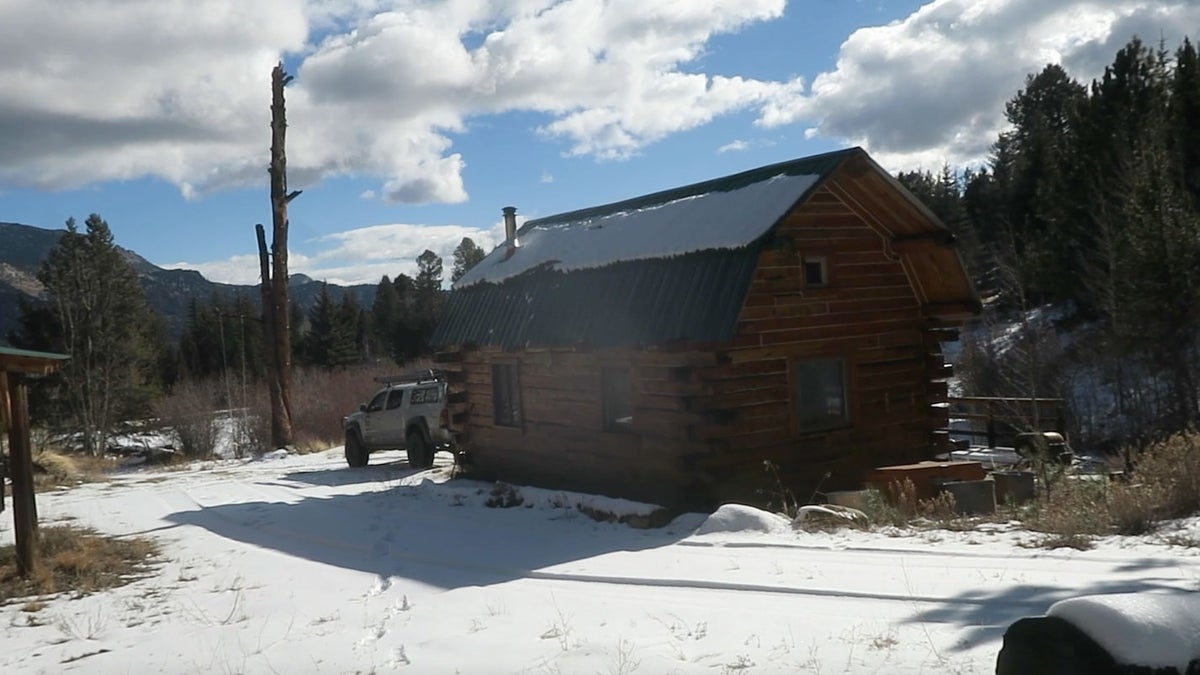 Colorado's Most Idyllic Off-Grid Cabin