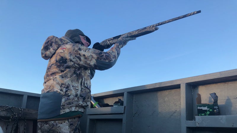 Scott and I are experienced upland bird and big game hunters, but due to living in an area without many ducks鈥攕outhern California鈥攏either one of us has ever actually hunted them. To learn more about the birds, we joined Northwind Outfitters for a sea duck hunt on San Pablo Bay, outside of San Francisco.