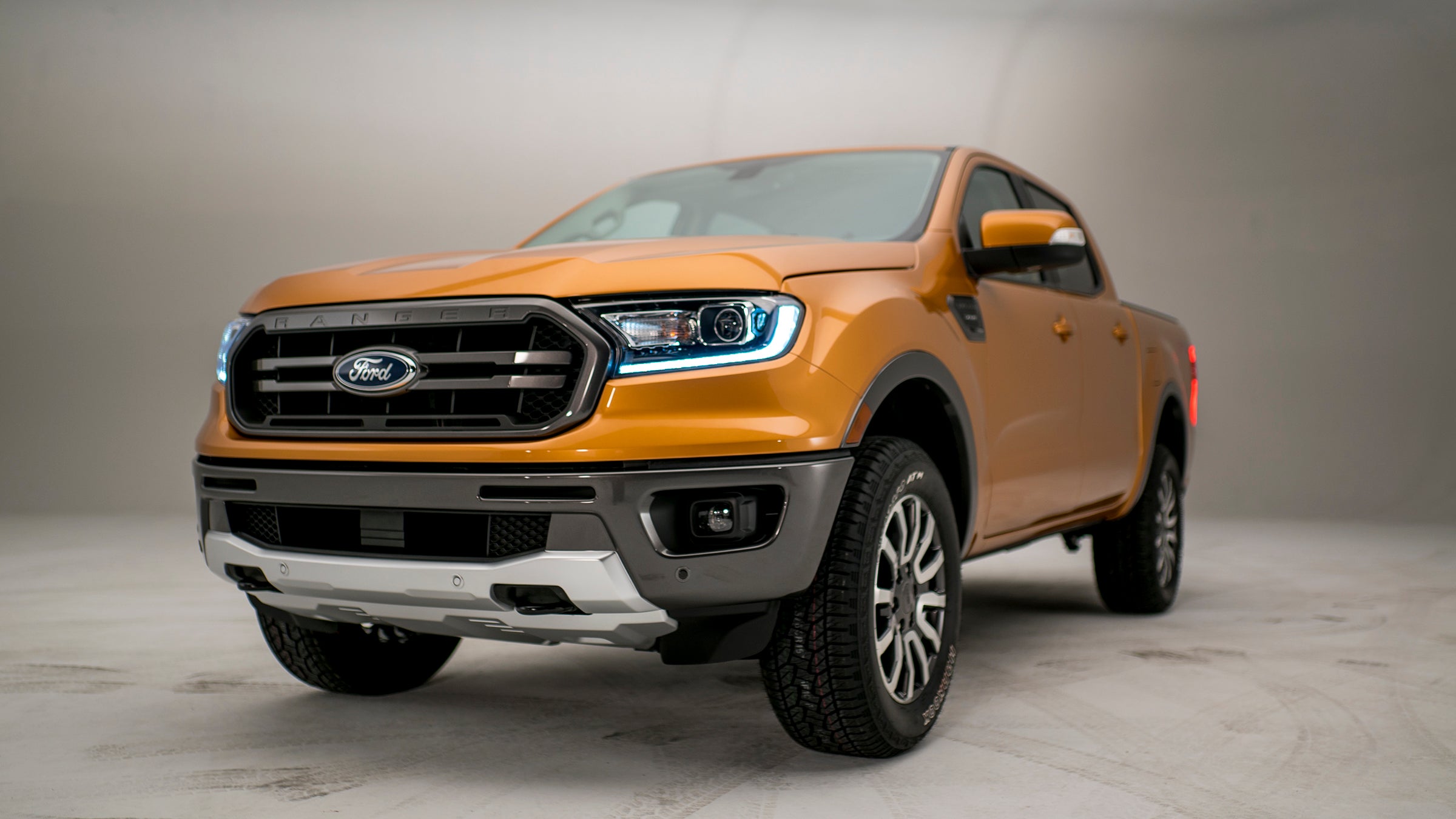 This is the 2019 Ford Ranger Lariat FX4, the highest-spec model you'll be able to buy at launch. 