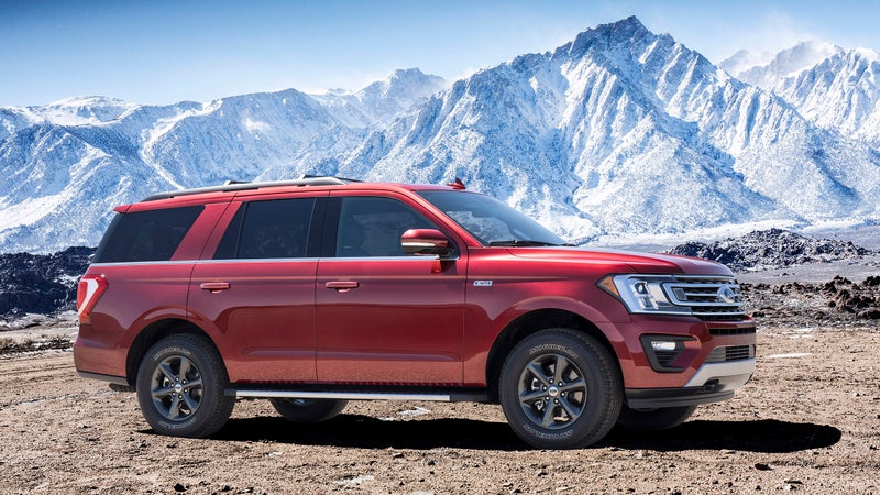 It's easy to see the potential in the FX4 model. Better, larger tires, some protection parts, maybe a Frontrunner roof rack...this thing could be awesome.