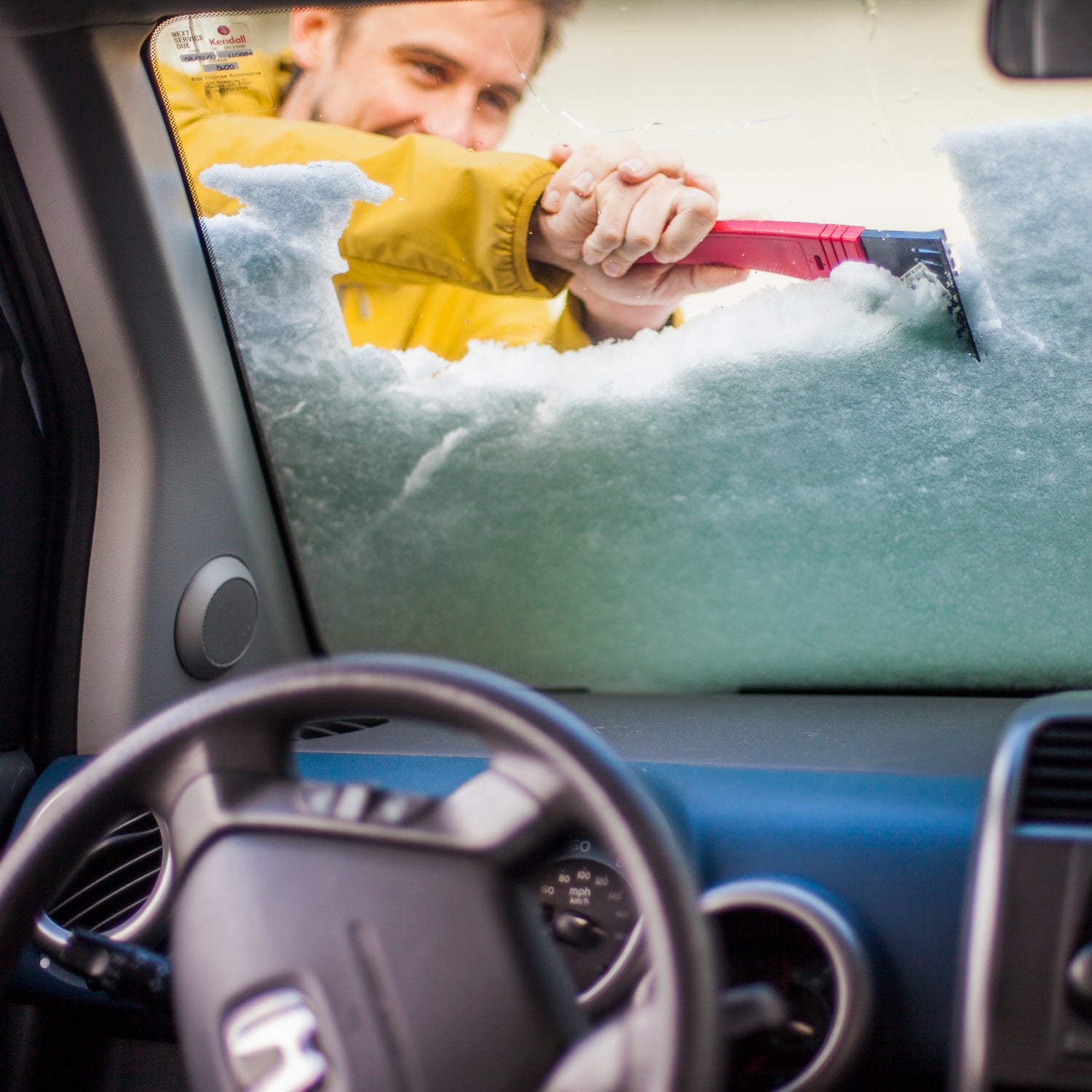 How to Properly De-Ice Your Car