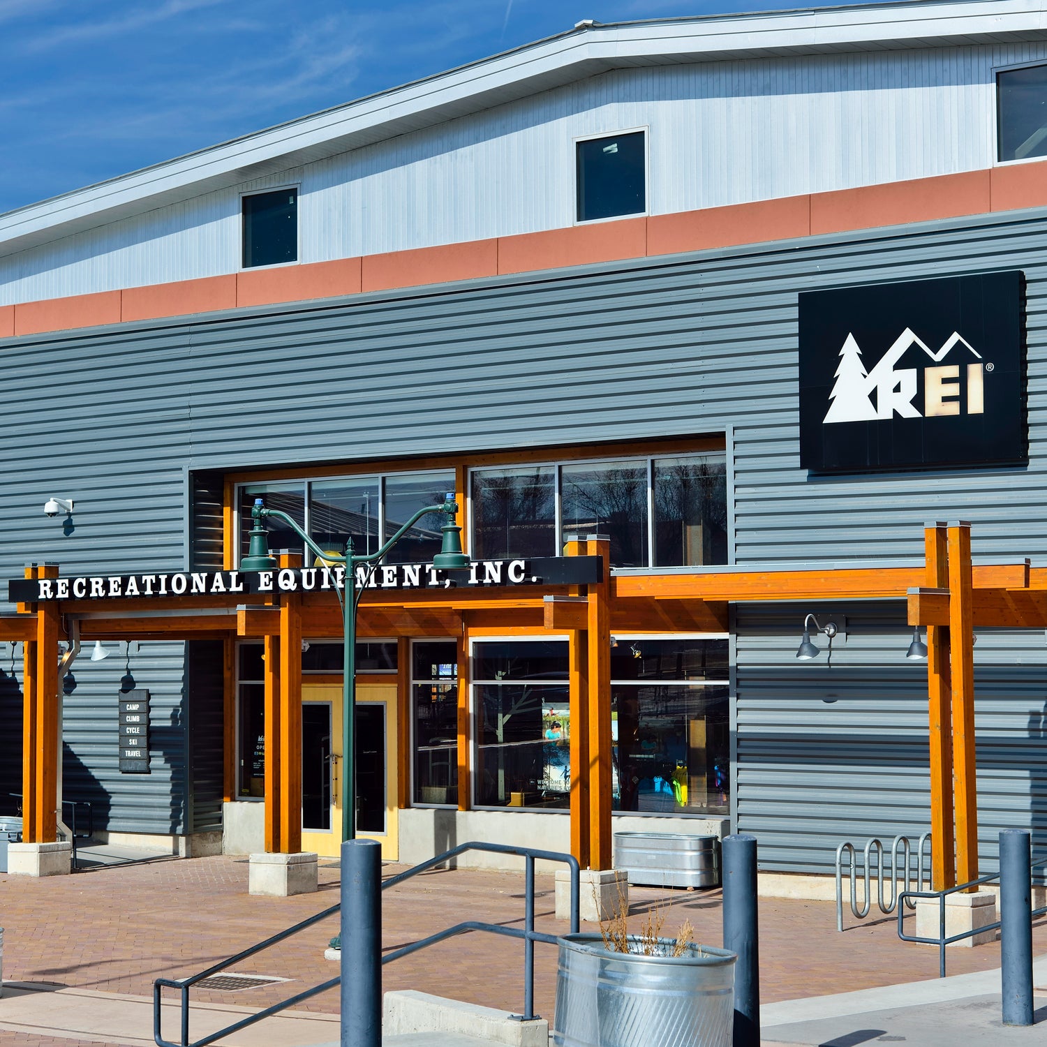 REI Brings Vista Outdoor Brands Back to Stores