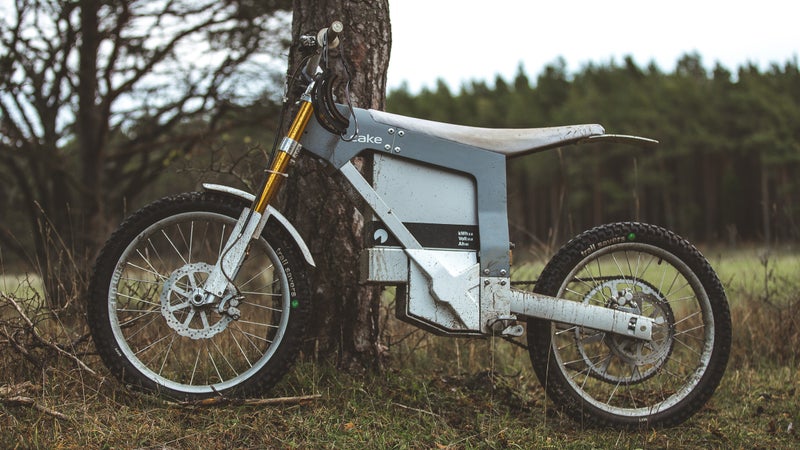 electric motorcycle cake