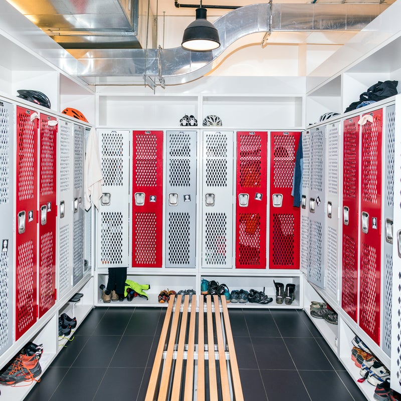 SRAM's locker room. Connell says his team 鈥渦pped the airflow鈥 to avoid the funk of SRAM鈥檚 last facility.