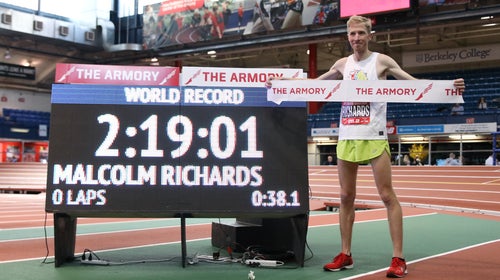 Malcolm Richards had set the world record at the inaugural Indoor Marathon World Record Challenge, in 2016, and seemed bent on regaining his title.