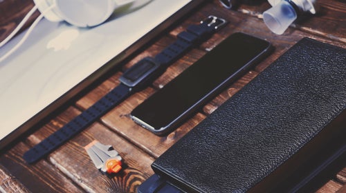 We’ve put together a list of some of the best reviewed EDC items on the internet, all of which come under $50.