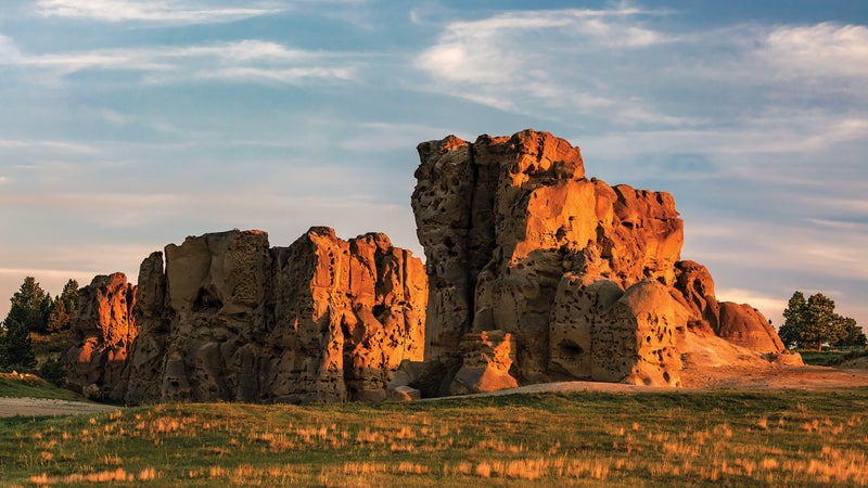 Medicine Rocks State Park's sandstone pillars.