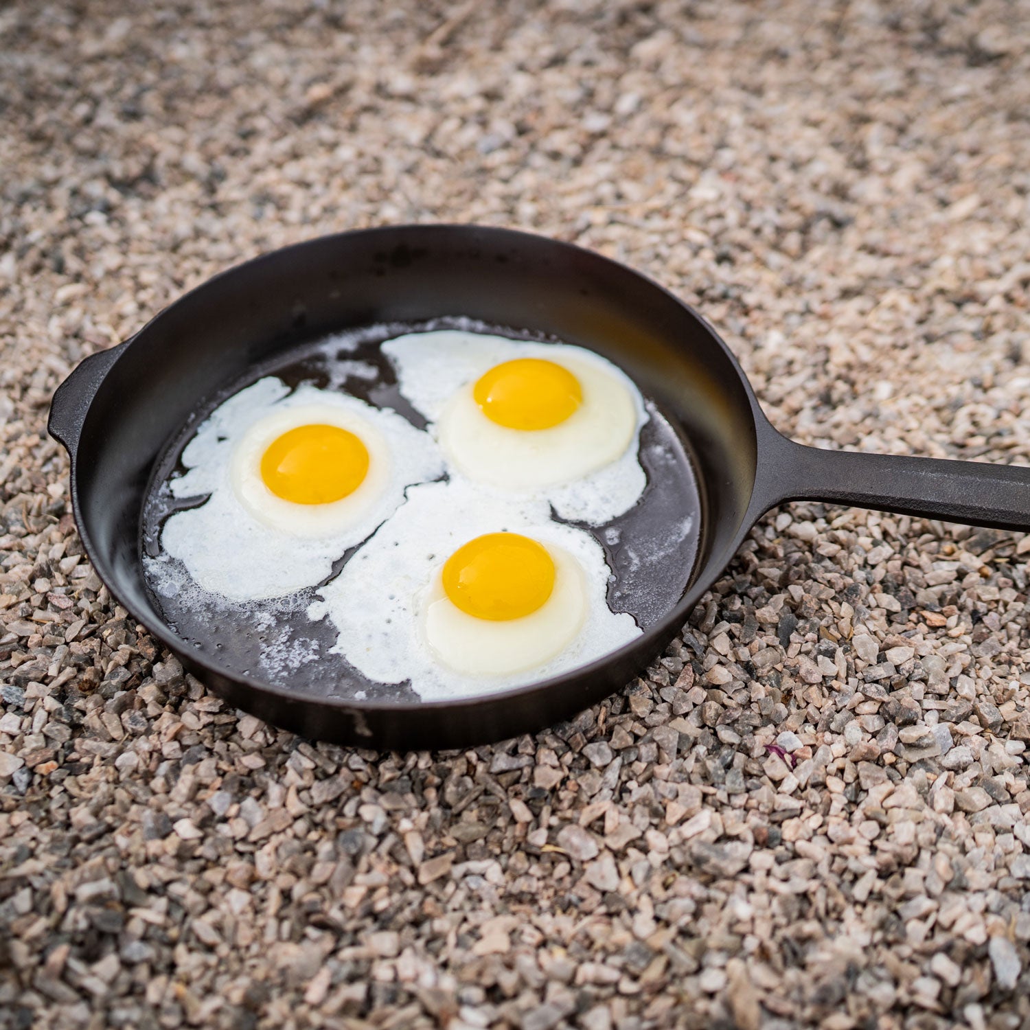 Field Skillet's New Cast-Iron Pan