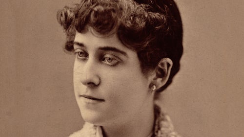 Of her half-dozen siblings, Aimée was the wild child, an unapologetic rule breaker and inspiration to nonconformists everywhere.