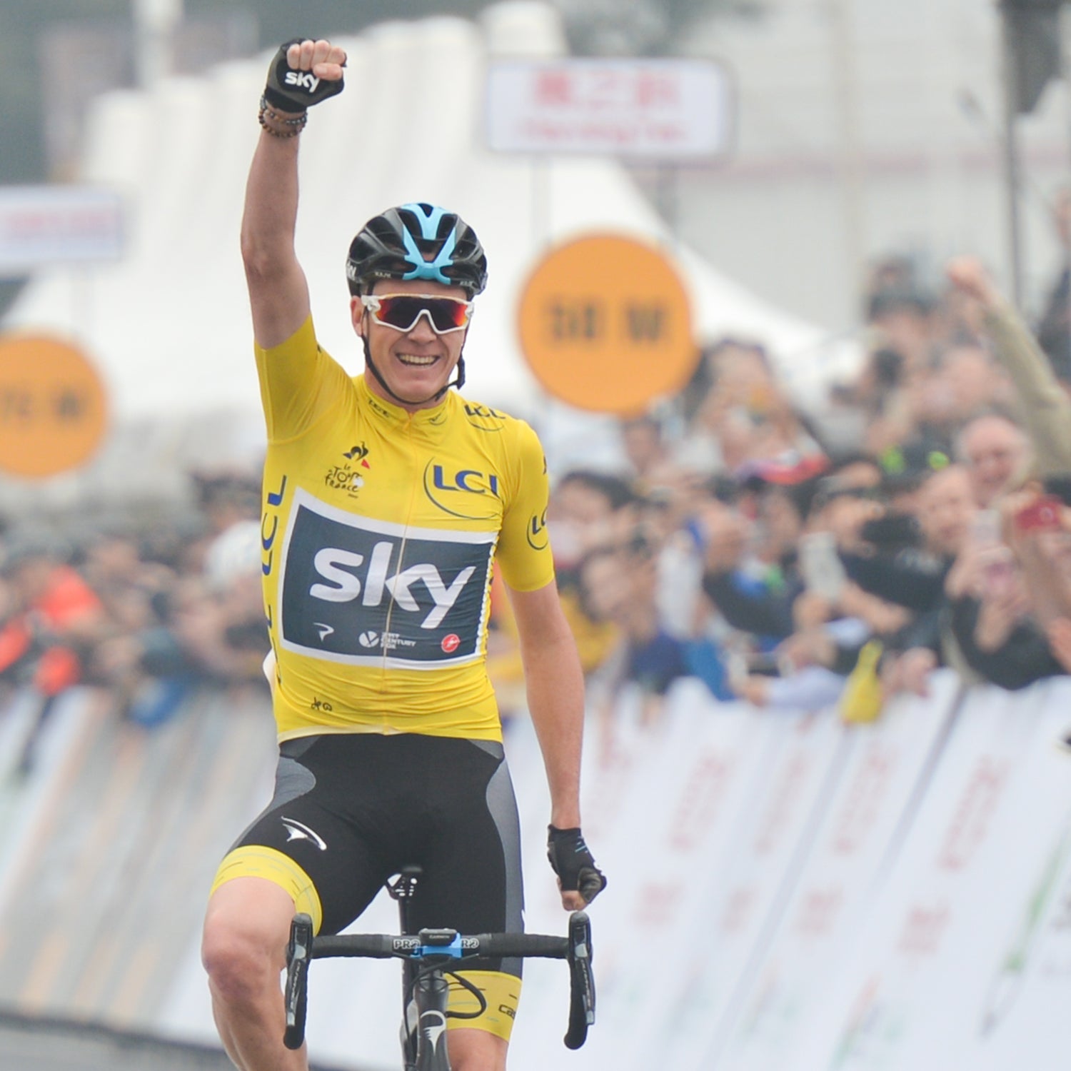 Will Chris Froome become the third cyclist to win the Tour-Vuelta