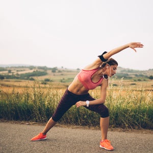 Studies have shown that dynamic warm-up movements can help improve performance, and may help prevent injuries.