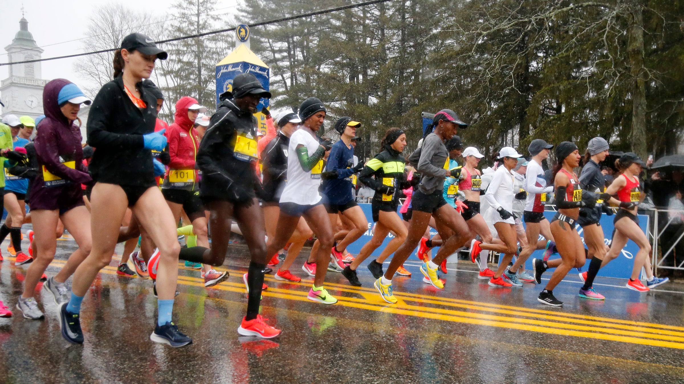 In the event that a woman who starts with the masses runs a faster chip time than a top-placing elite finisher, the purse stills goes to the elite runner.